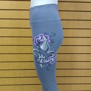 Love Love Lo Small Gray Leggings